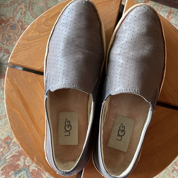 UGG Flats slip ons. Loafer type. Slate gray. Prev. Owned. US 5.5, EU 36.5, UK 4 - Picture 1 of 7